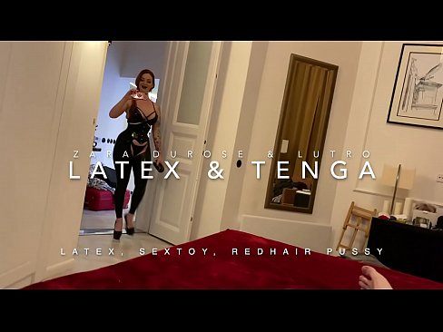 ❤️ Sorellastra dai capelli rossi in costume di latex scopata dal fratellastro ️ Super pornoal it.sex00.top ❌❤